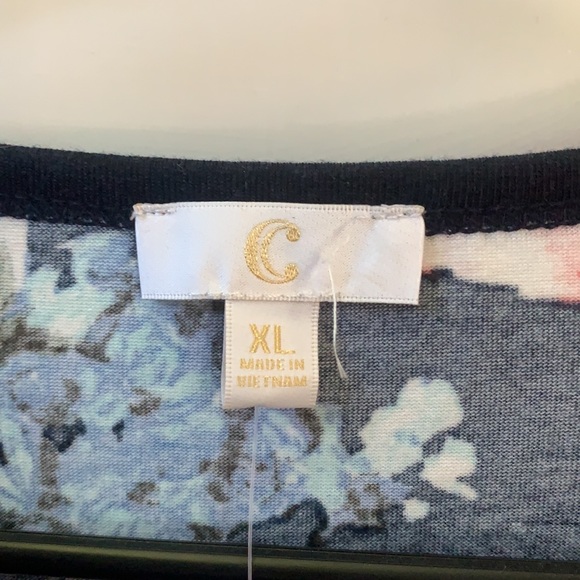 Top - Picture 3 of 4